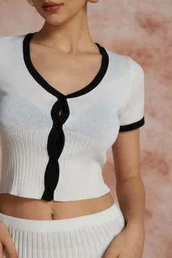 MICAS Knitwear|Vacation Sets-Contrast V-neck Knit Top And Pleated Midi Skirt Set WHITE